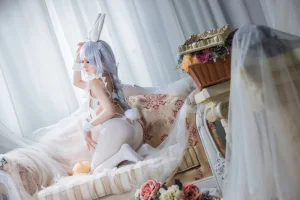 《恶毒兔头》｜焖焖碳 · 15张写真