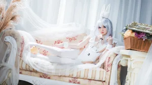《恶毒兔头》｜焖焖碳 · 15张写真