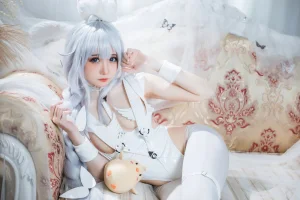 《恶毒兔头》｜焖焖碳 · 15张写真