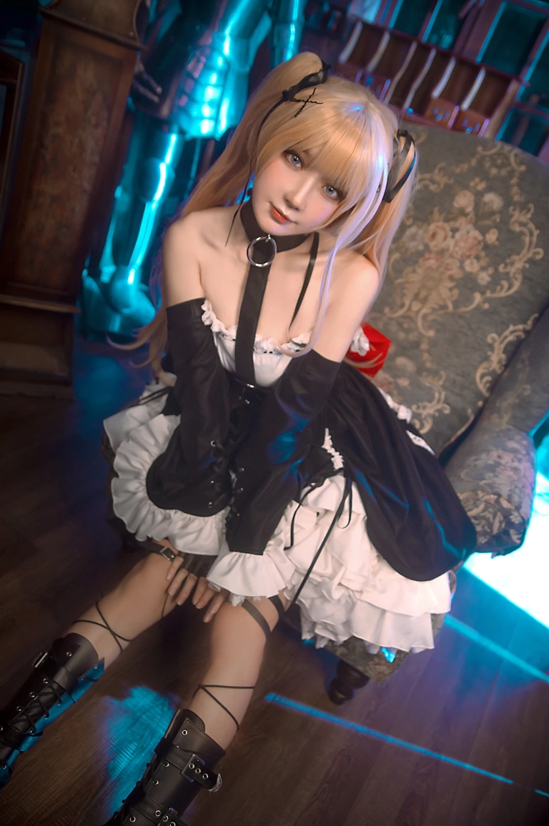 《玛丽萝丝》｜阿包也是兔娘 · 18张写真