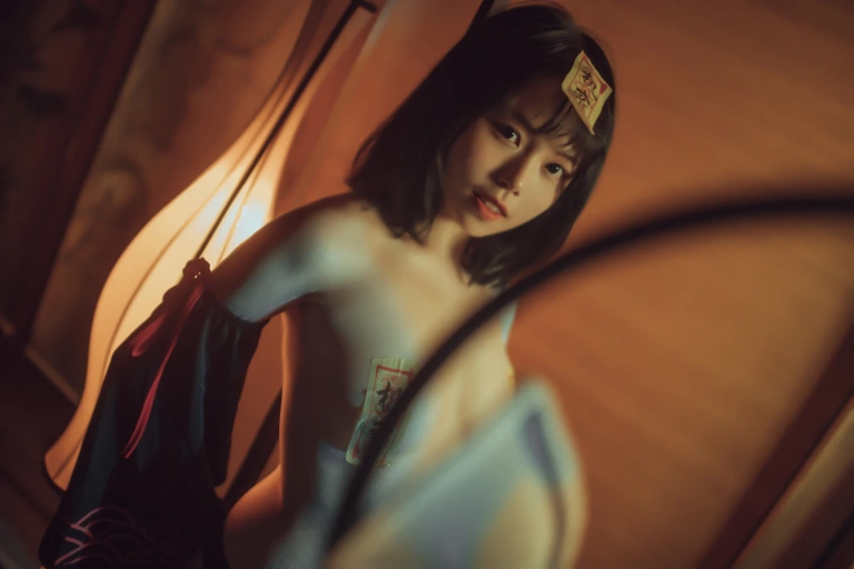 《小僵尸》｜七月喵子 · 22张写真