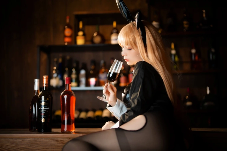 《喜多川兔女郎》｜清青琴玖 · 24张写真
