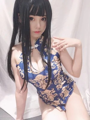 《旗袍姐姐》｜蜜汁猫裘 · 29张写真