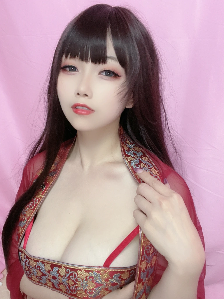 《祸国妖妃》｜末夜 · 22张写真、5 个视频
