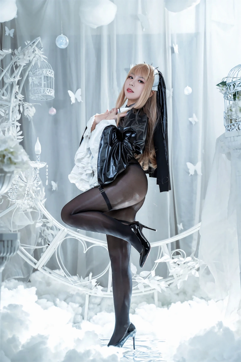 《月之修女》｜虎森森 · 25张写真