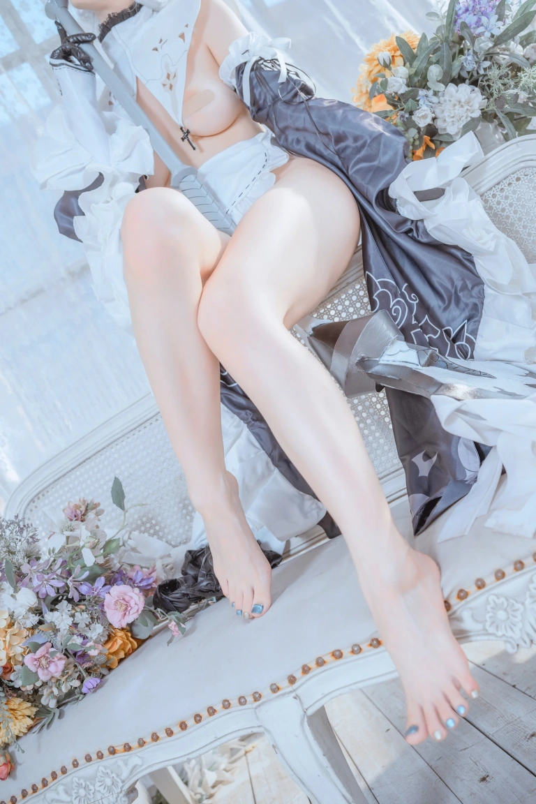 《女仆2B》｜桃良阿宅 · 40张写真