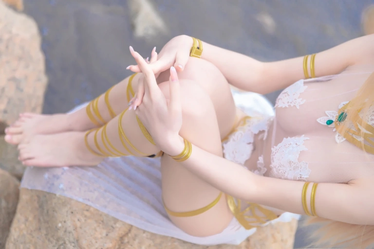 《玛丽萝丝 白色泳衣》｜清水由乃 · 33张写真