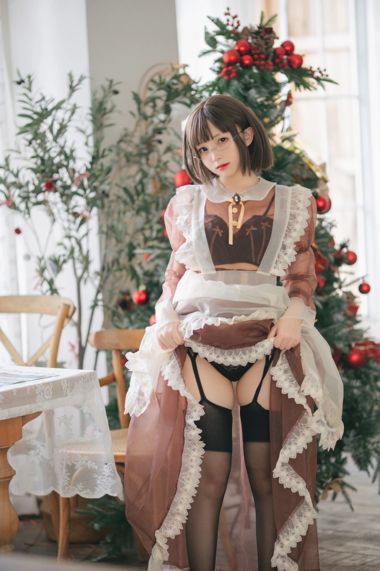 《透明女仆》｜花铃 · 89张写真