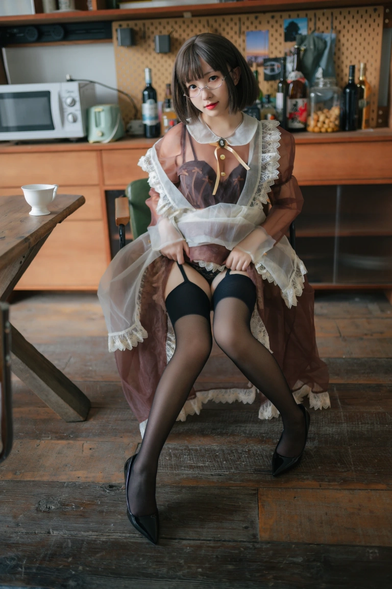 《透明女仆》｜花铃 · 89张写真