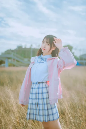《粉黛草JK》｜面饼仙儿 · 19张写真