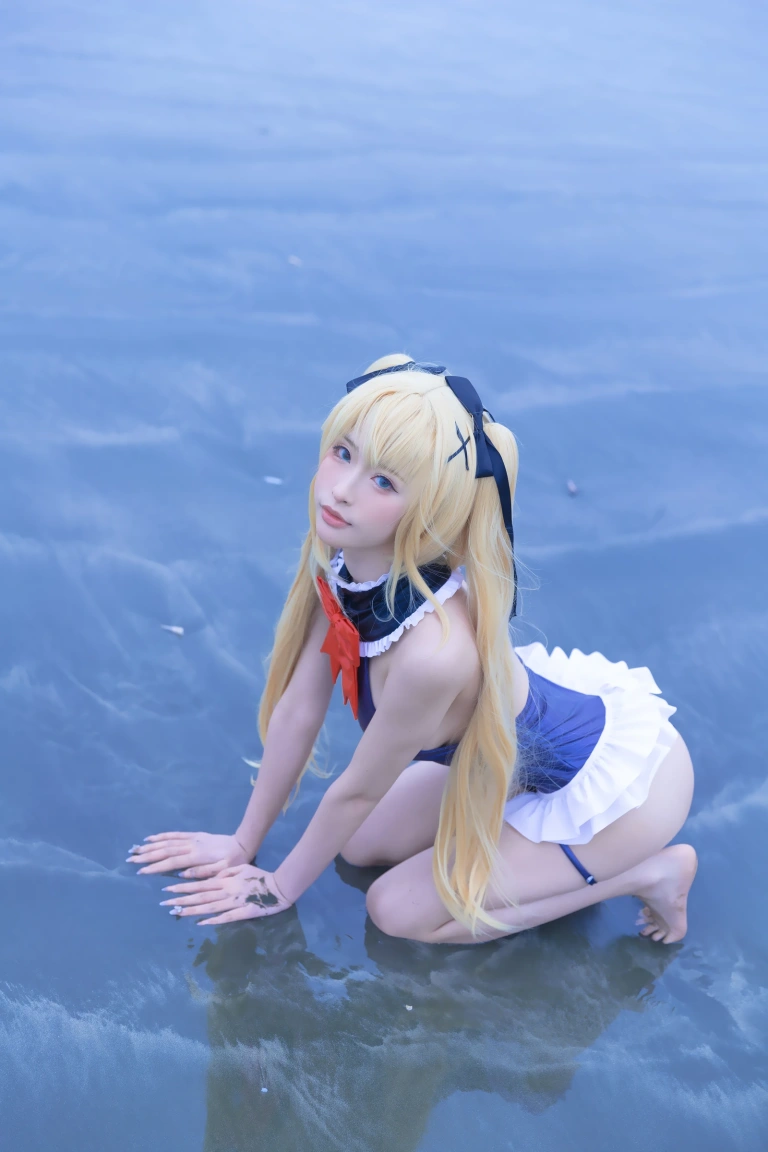 《玛丽萝丝 蓝色泳衣》｜清水由乃 · 32张写真