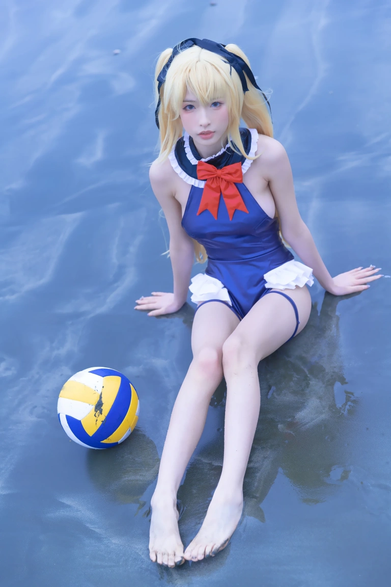 《玛丽萝丝 蓝色泳衣》｜清水由乃 · 32张写真