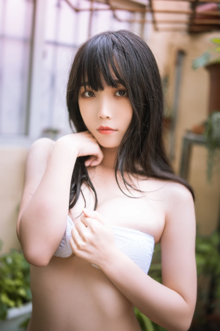 《夏日小院》｜汪知子 · 33张写真