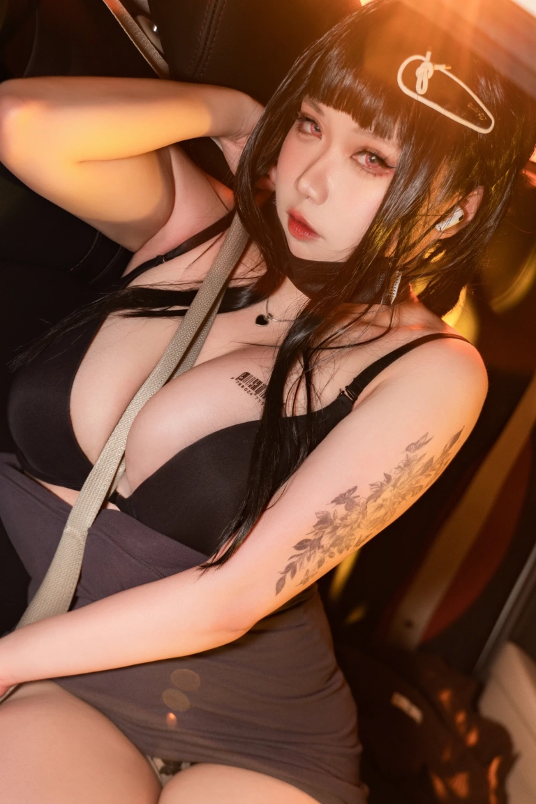 《杀手妻子》｜贞子蜜桃 · 74张写真、1 个视频