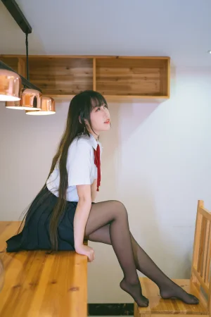 《校服JK》｜不呆猫 · 64张写真、4 个视频