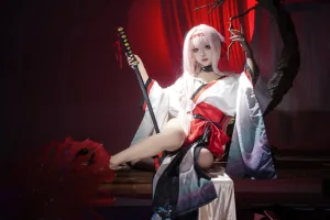 《Nikke胜利女神 暗莲》｜矢量鱼 · 30张写真