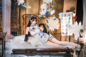 《瓶儿·青花瓷旗袍》｜羽生三未 · 25张写真