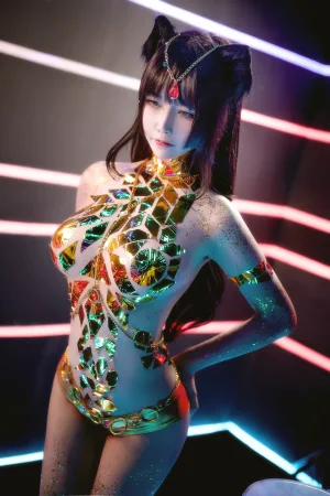 《金色传说》｜抱走莫子 · 35张写真