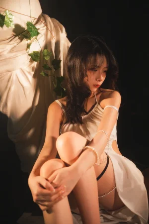 《阿佛洛狄忒》｜清青琴玖 · 27张写真