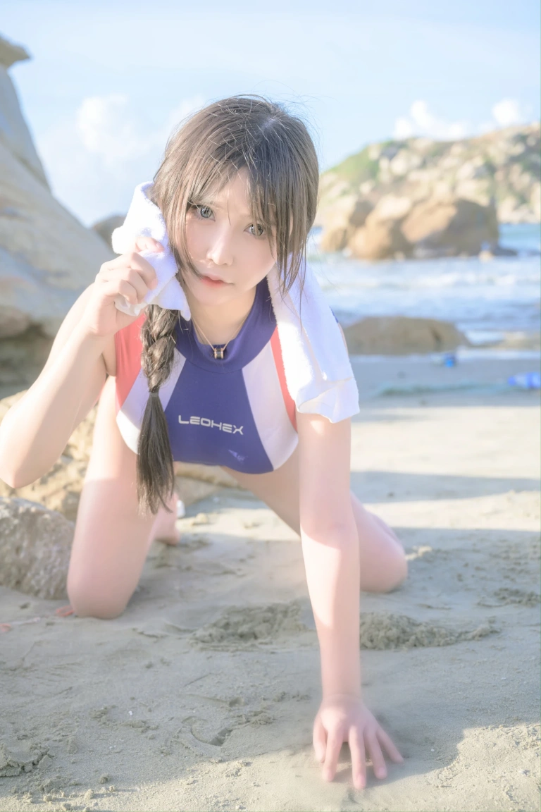 《竞技泳衣》｜抱走莫子 · 69张写真、3 个视频