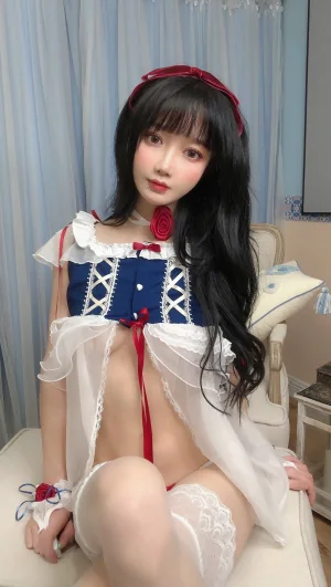 《白雪姬》｜阿包也是兔娘 · 15张写真
