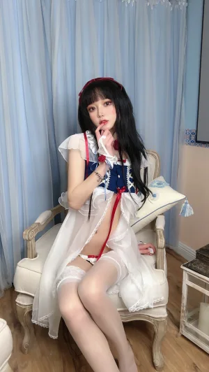 《白雪姬》｜阿包也是兔娘 · 15张写真