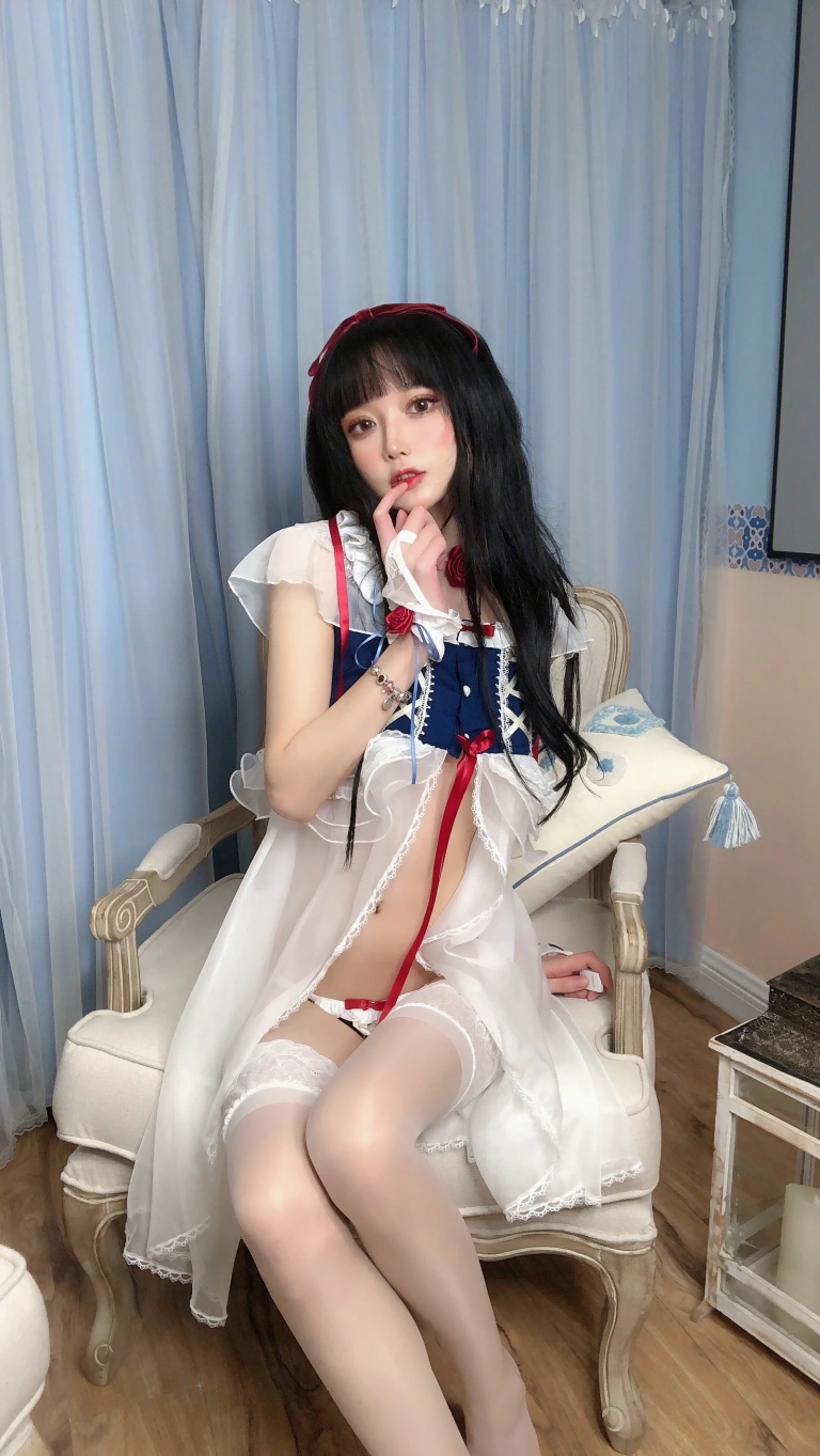 《白雪姬》｜阿包也是兔娘 · 15张写真