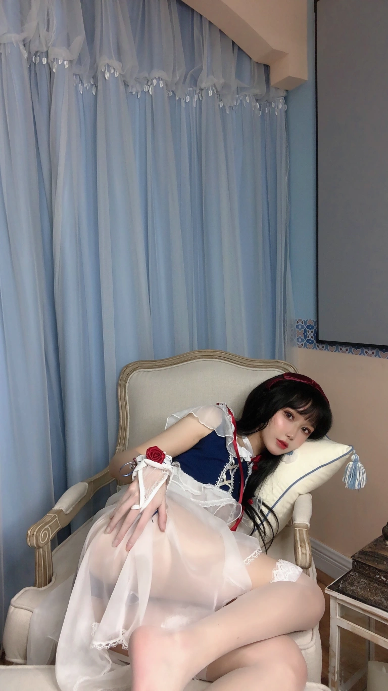 《白雪姬》｜阿包也是兔娘 · 15张写真