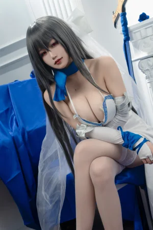 《路易九世礼服》｜小仓千代 · 20张写真