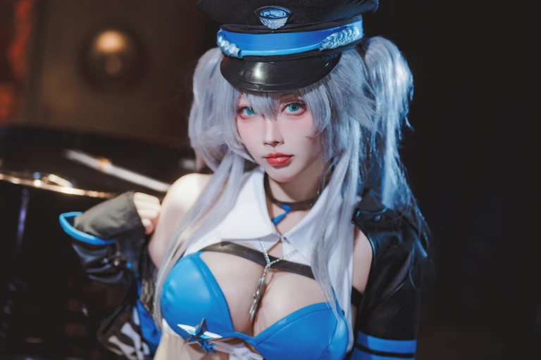 《交错战线 刃齿女警》｜宮本桜 · 22张写真