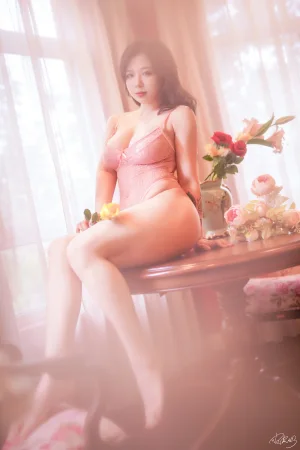 《复古连体内衣》｜皮皮奶 · 24张写真