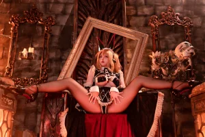 《交错战线 咎瓦尤斯女仆》｜小和甜酒 · 71张写真、1 个视频