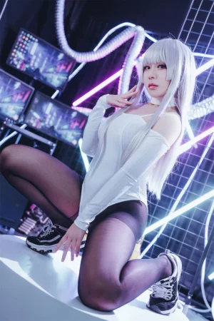 《莺》｜虎森森 · 33张写真