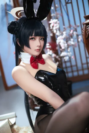 《龙华妃咲 兔女郎》｜屿鱼 · 40张写真