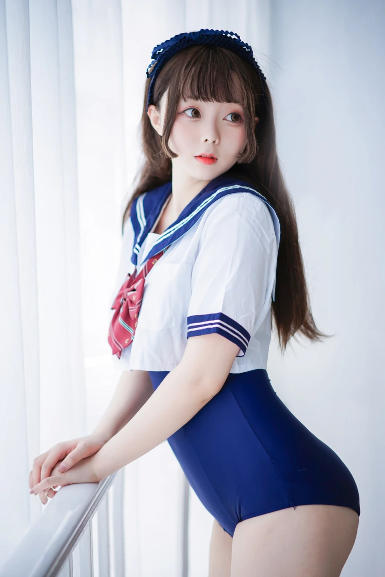 《制服死库水》｜日奈娇(椎名莜) · 40张写真