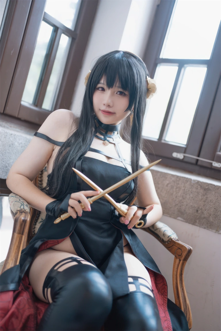 《约尔礼服+同人内衣》｜阿半今天很开心 · 53张写真