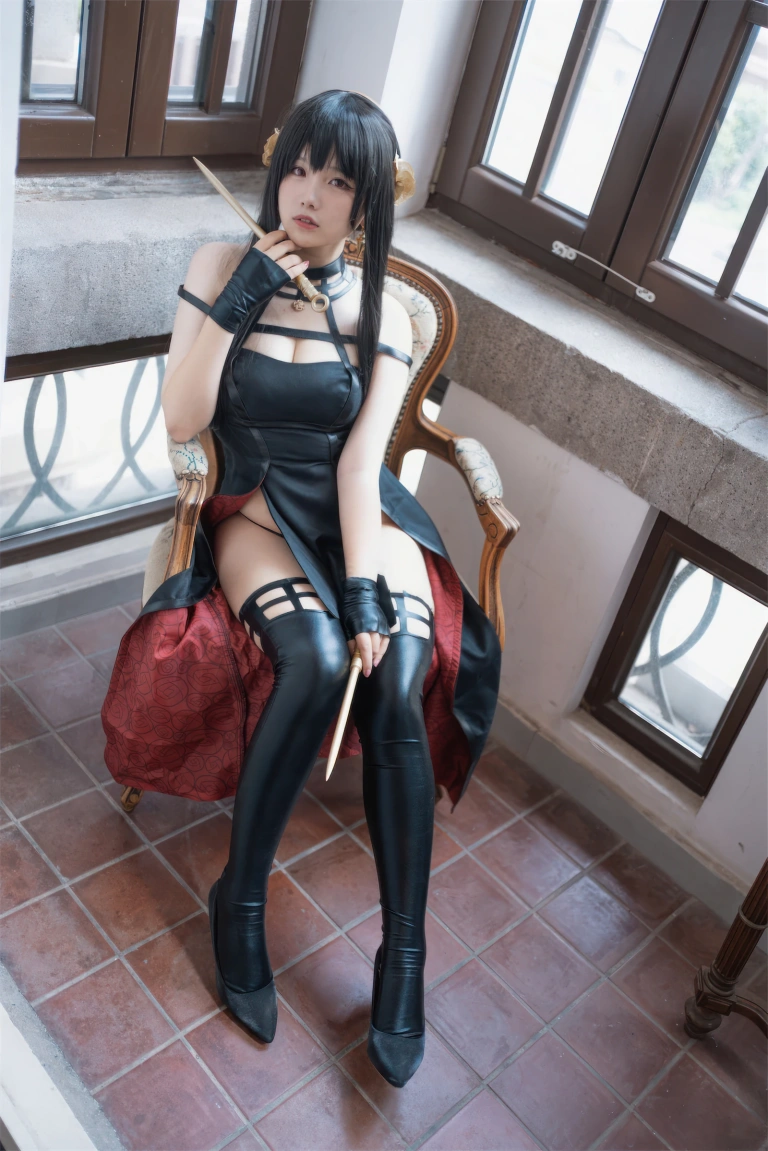 《约尔礼服+同人内衣》｜阿半今天很开心 · 53张写真