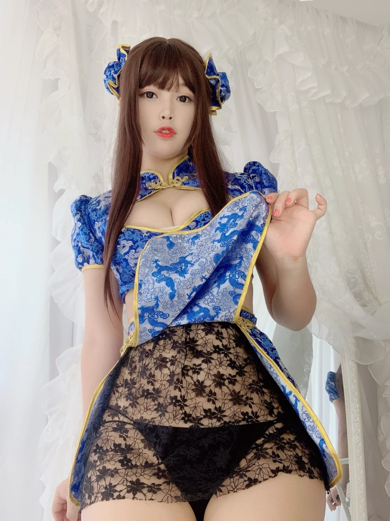 《功夫旗袍》｜白烨 · 50张写真、3 个视频