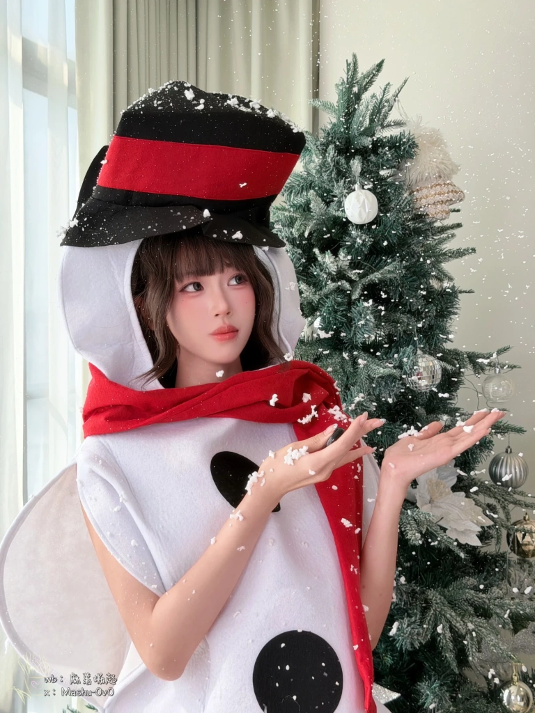 《雪人小姐的惊喜指令》｜麻薯好吃 · 73张写真