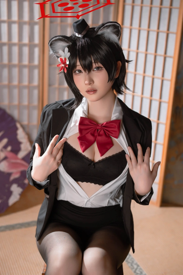 《蔚蓝档案 春日椿 导游》｜屿鱼 · 55张写真