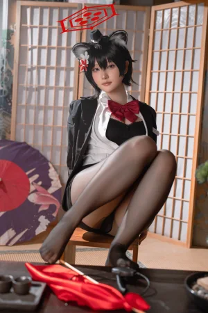 《蔚蓝档案 春日椿 导游》｜屿鱼 · 55张写真