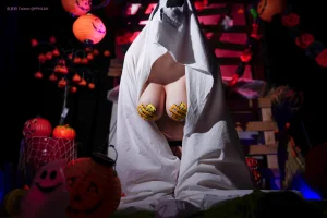 《万圣节幽灵》｜皮皮奶 · 68张写真