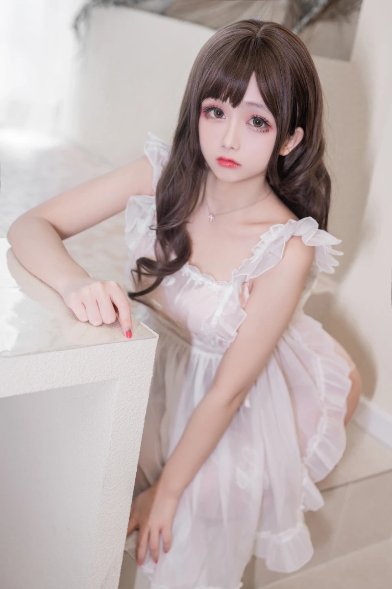 《围裙人妻》｜日奈娇(椎名莜) · 93张写真
