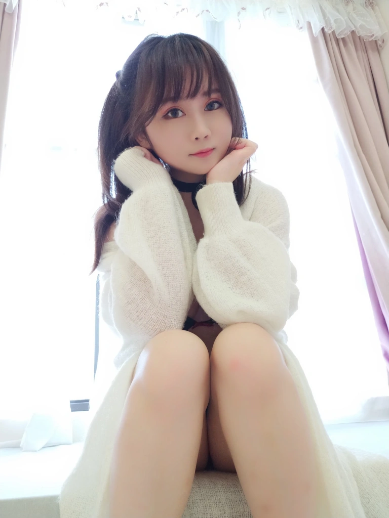 《黑色情趣内衣》｜依酱 · 28张写真