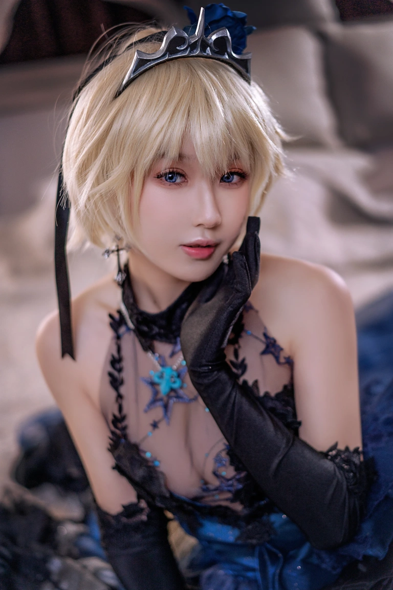 《贞德婚纱》｜阿包也是兔娘 · 26张写真