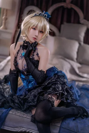 《贞德婚纱》｜阿包也是兔娘 · 26张写真