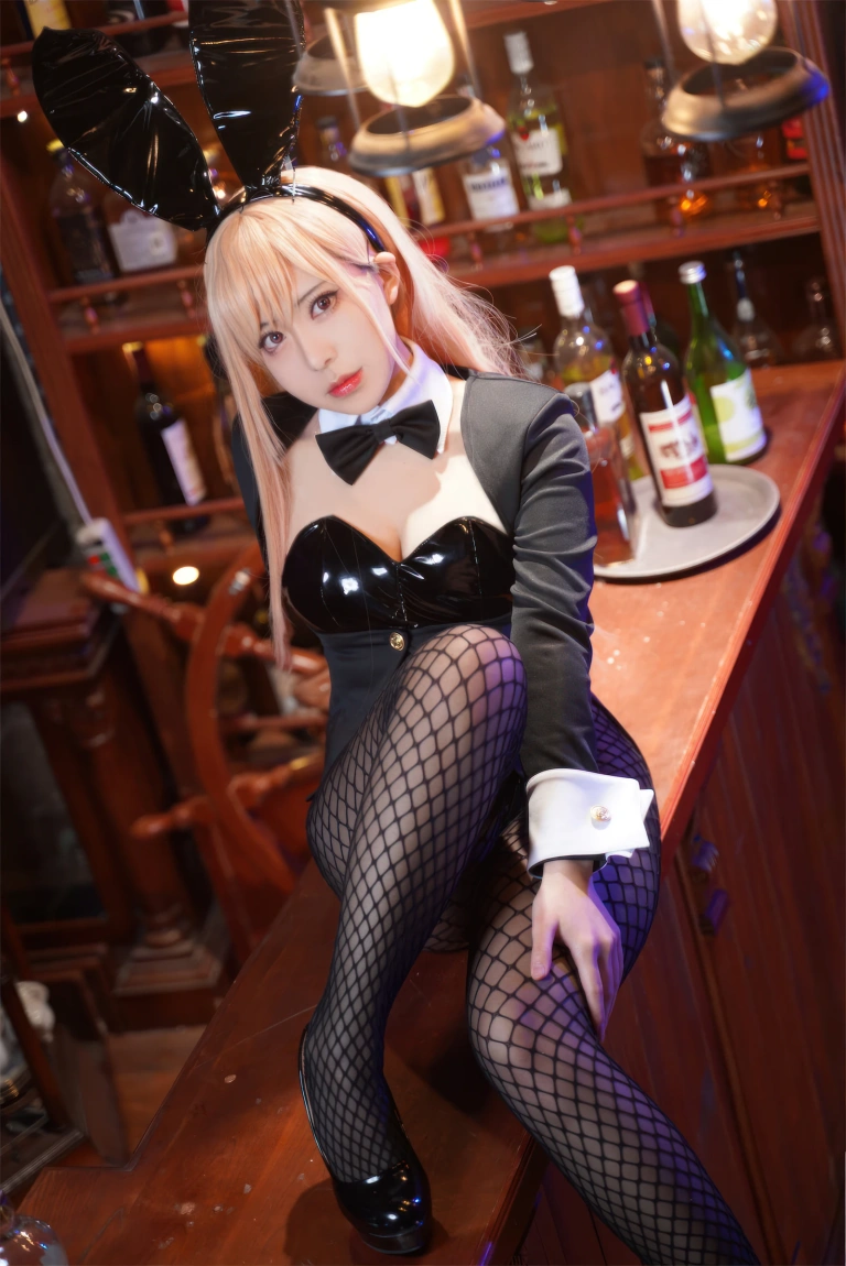 《喜多川海梦兔女郎》｜虎森森 · 30张写真、1 个视频