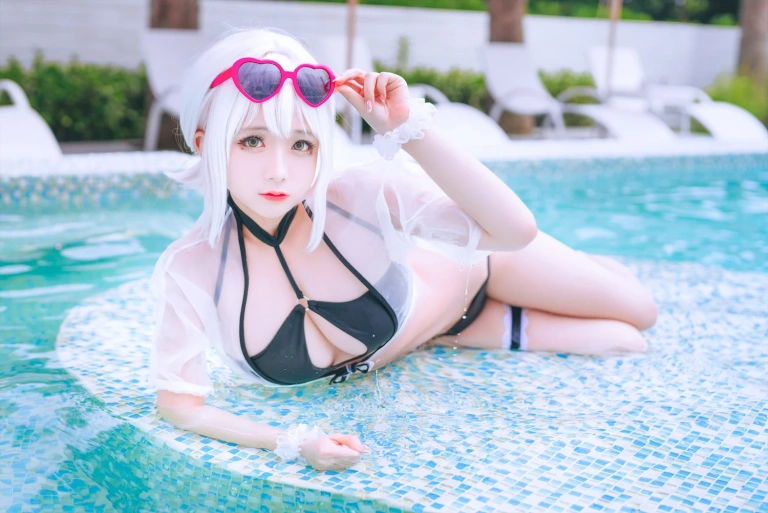 《天狼星泳装》｜日奈娇(椎名莜) · 44张写真