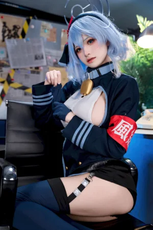 《蔚蓝档案 天雨亚子》｜九柒喵 · 46张写真