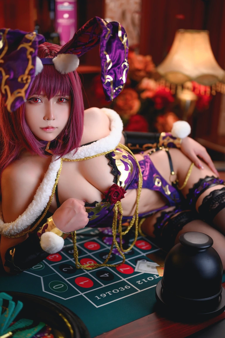 《斯卡哈兔女郎》｜抱走莫子 · 56张写真、2 个视频